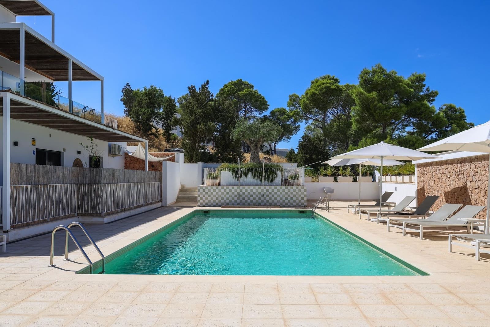 1 soverom Leilighet til salgs i San Jose / Sant Josep de Sa Talaia med svømmebasseng - € 365 000 (Ref: 10148867)
