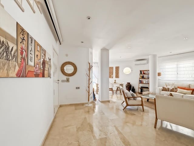 2 soverom Penthouse til salgs i Santa Eulalia / Santa Eularia med svømmebasseng garasje - € 795 000 (Ref: 10155314)