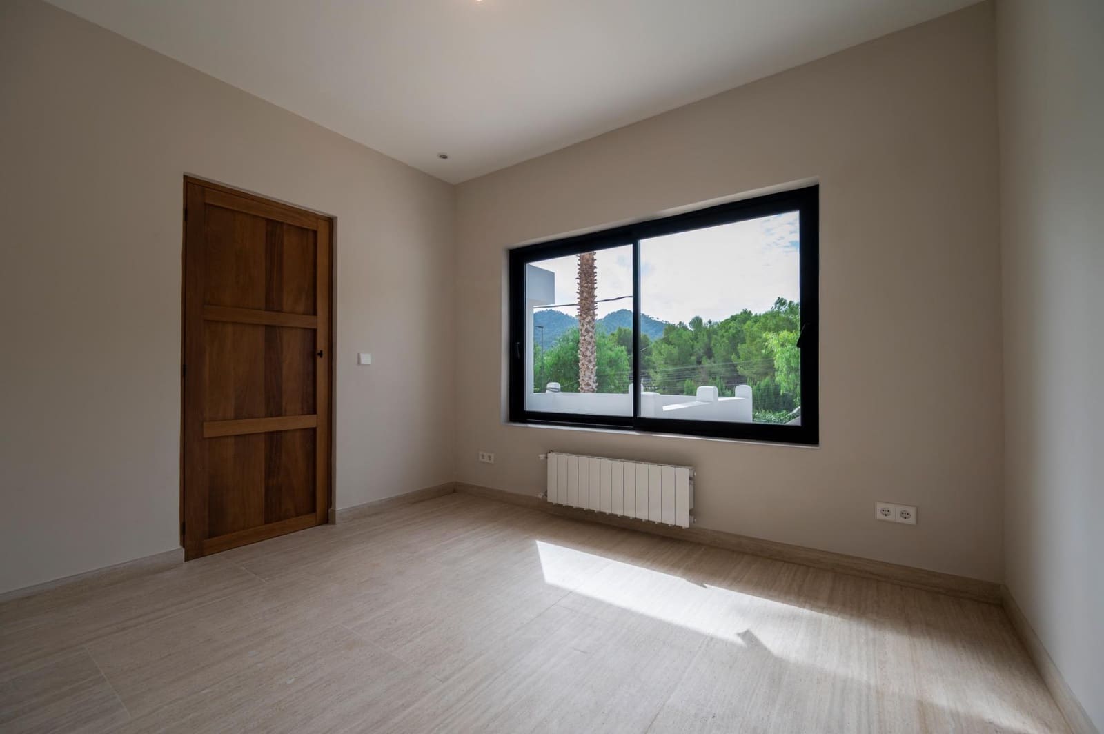 5 soveværelse Villa til salg i Cala Llonga med swimmingpool garage - € 2.495.000 (Ref: 10155315)