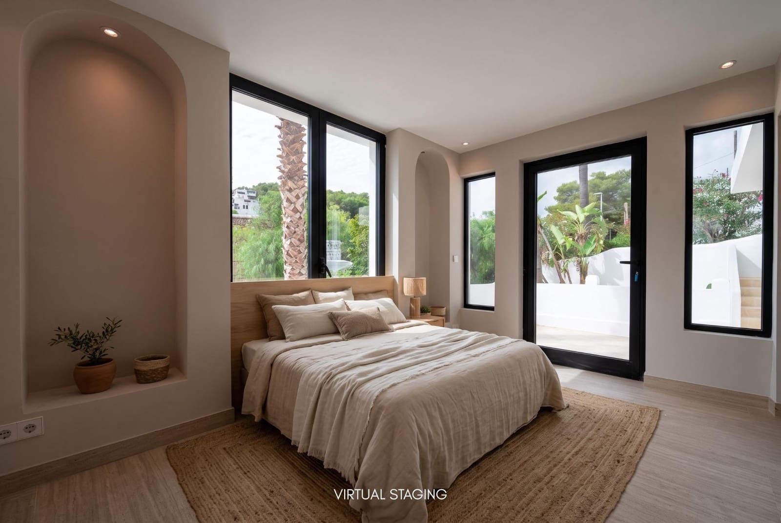 5 soveværelse Villa til salg i Cala Llonga med swimmingpool garage - € 2.495.000 (Ref: 10155315)