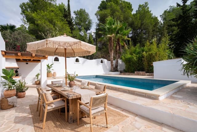 5 soveværelse Villa til salg i Cala Llonga, Santa Eulalia / Santa Eularia med swimmingpool garage - € 2.495.000 (Ref: 10155315)