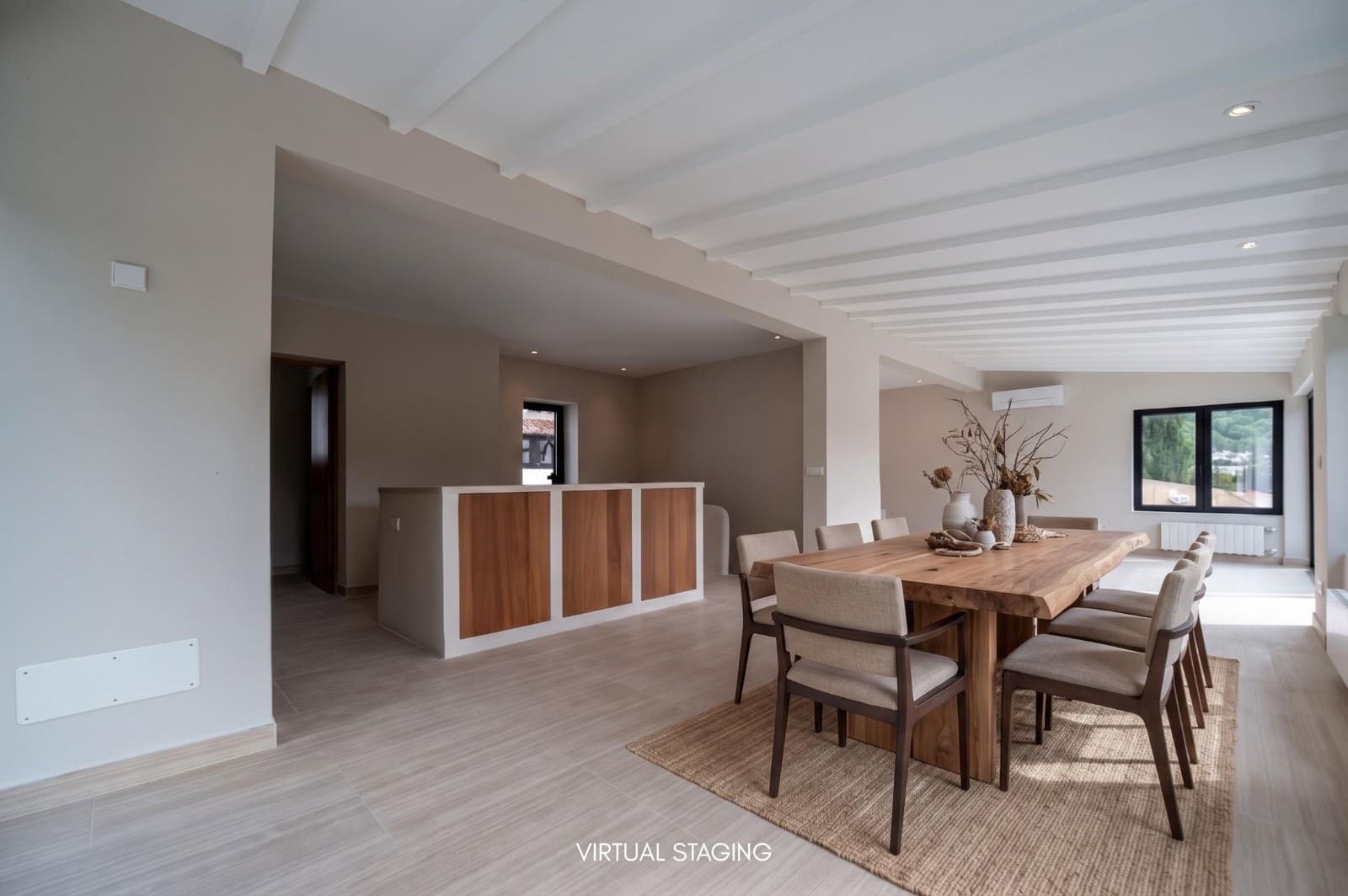 5 bedroom Villa for sale in Cala Llonga with pool garage - € 2,495,000 (Ref: 10155315)