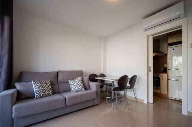1 quarto Apartamento para venda em Santa Eulalia / Santa Eularia com piscina garagem - 320 000 € (Ref: 10174650)