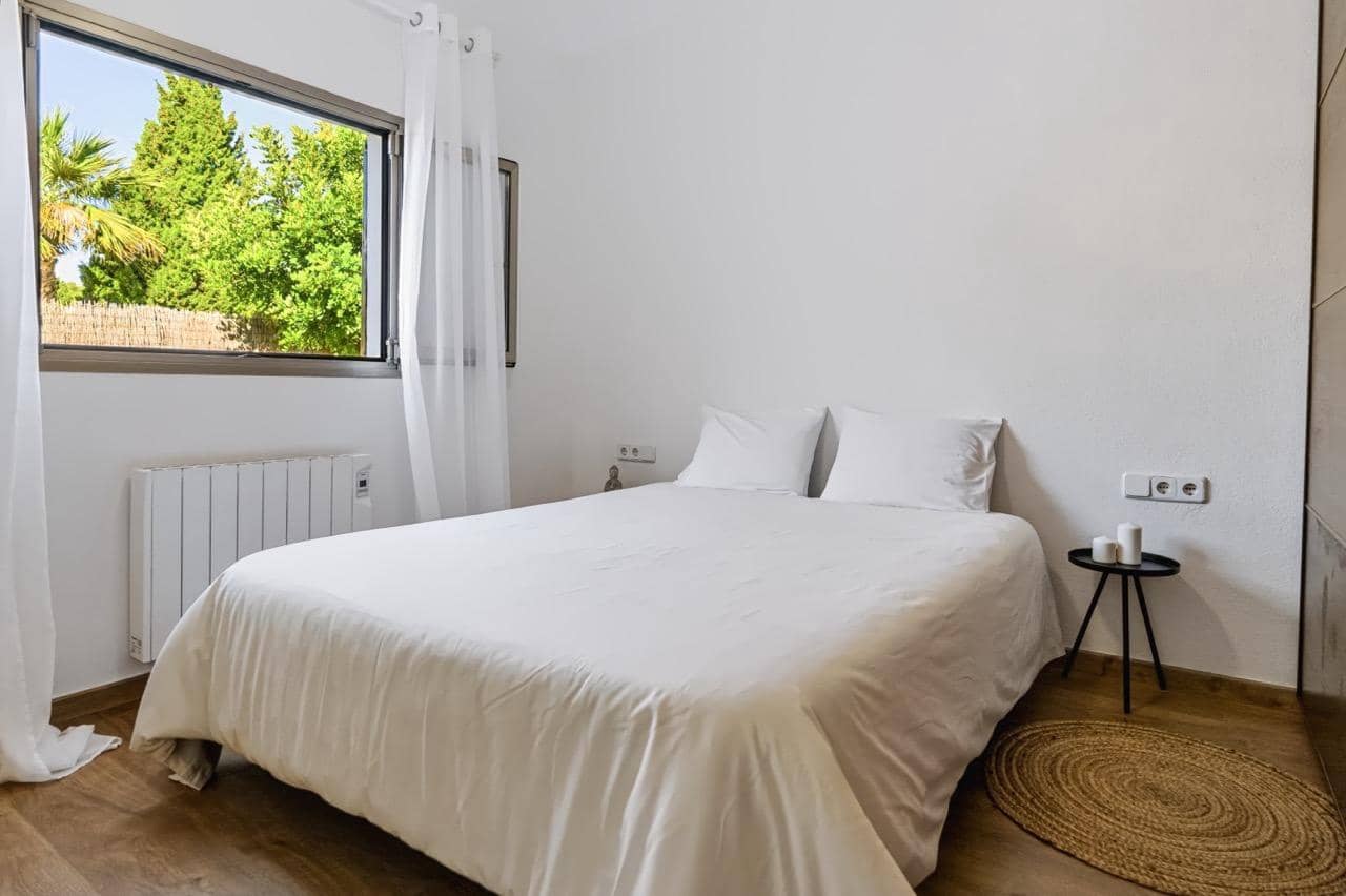 4 quarto Moradia para venda em Cala Llenya com garagem - 1 595 000 € (Ref: 10180665)