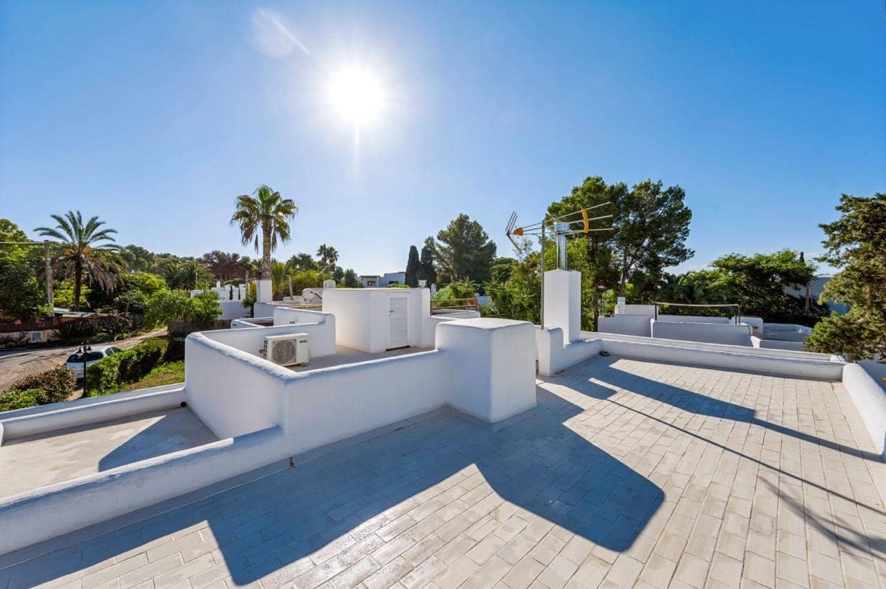 4 quarto Moradia para venda em Cala Llenya com garagem - 1 595 000 € (Ref: 10180665)