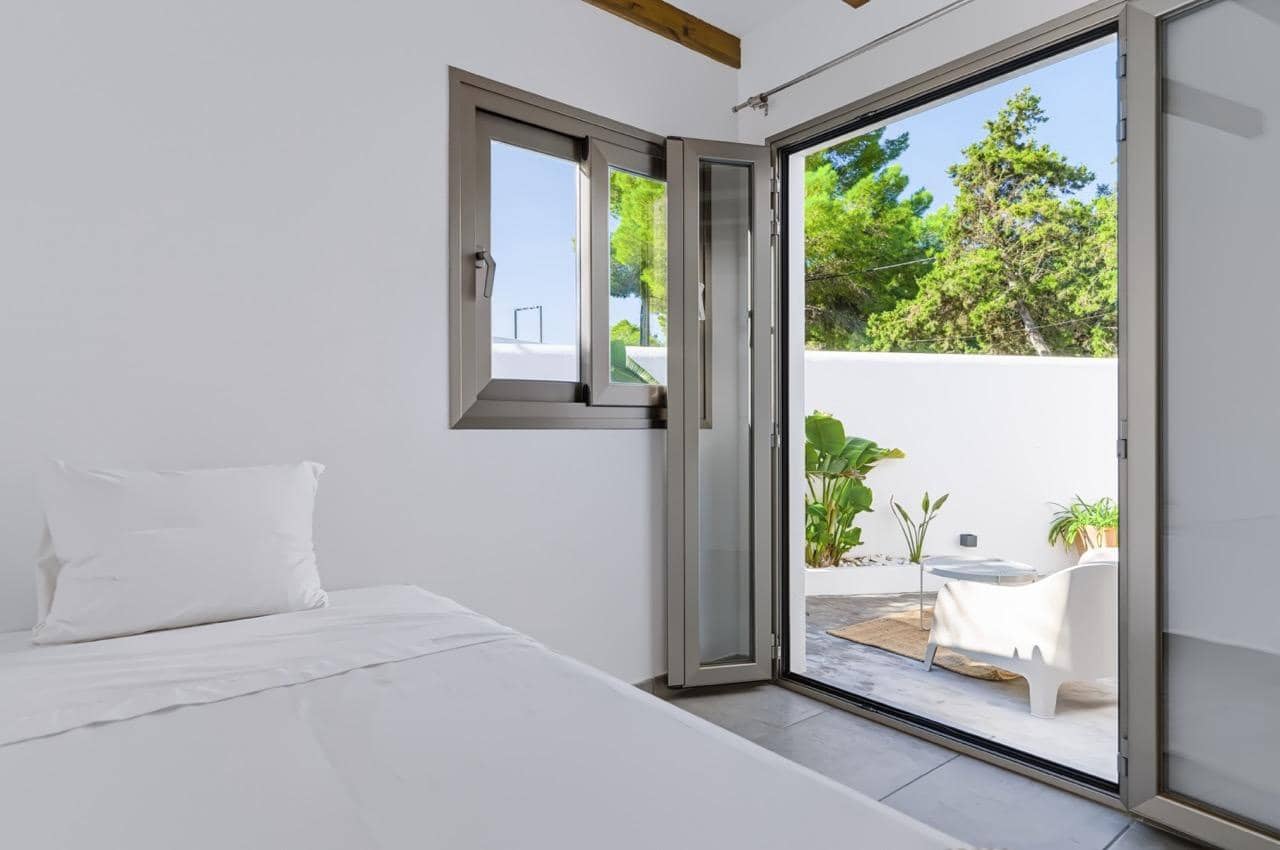 4 quarto Moradia para venda em Cala Llenya com garagem - 1 595 000 € (Ref: 10180665)