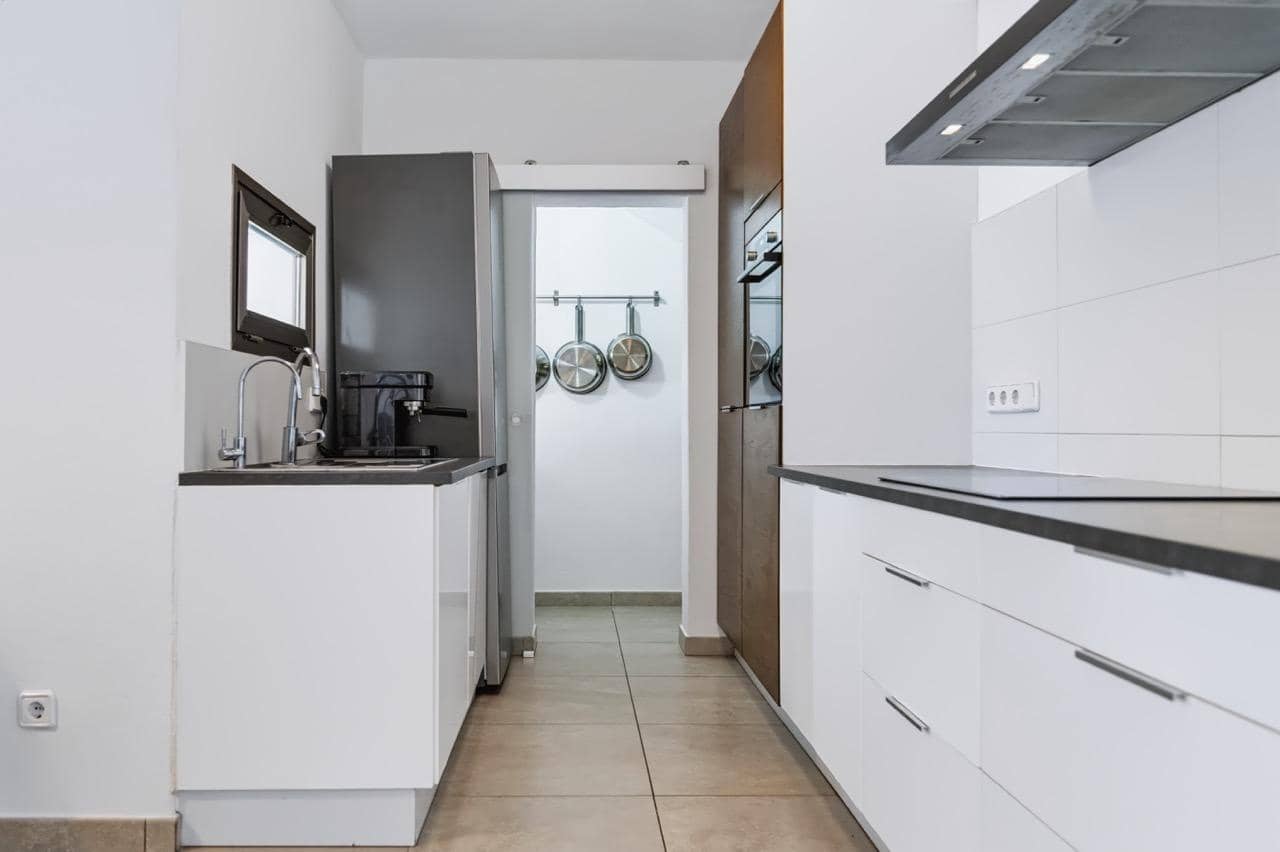 4 quarto Moradia para venda em Cala Llenya com garagem - 1 595 000 € (Ref: 10180665)