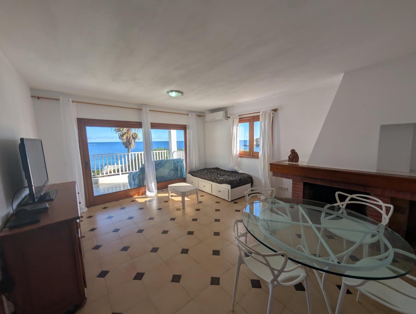 3 slaapkamer Penthouse te huur in Santa Eulalia / Santa Eularia - € 1.800 (Ref: 10184994)