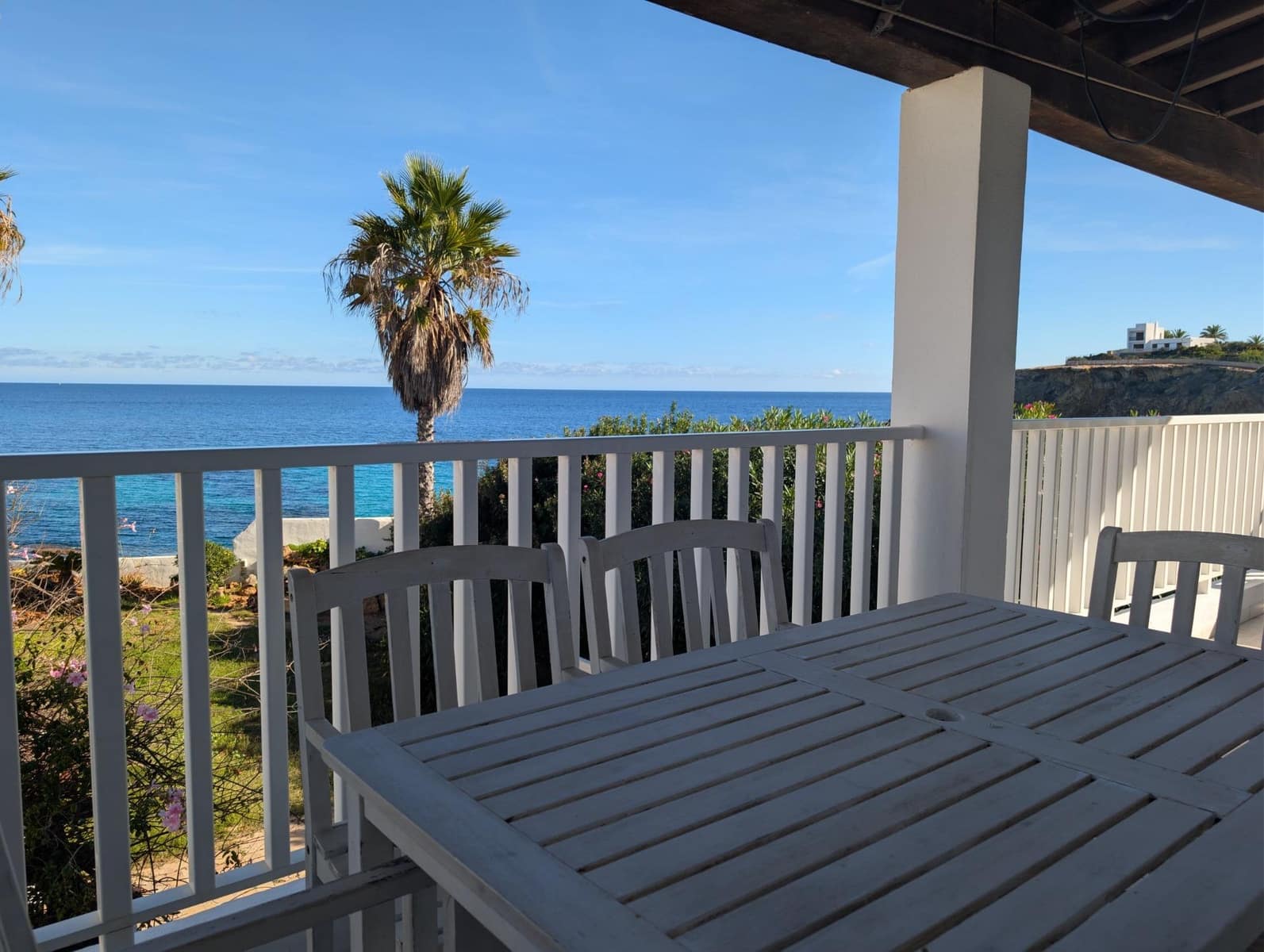 3 slaapkamer Penthouse te huur in Santa Eulalia / Santa Eularia - € 1.800 (Ref: 10184994)