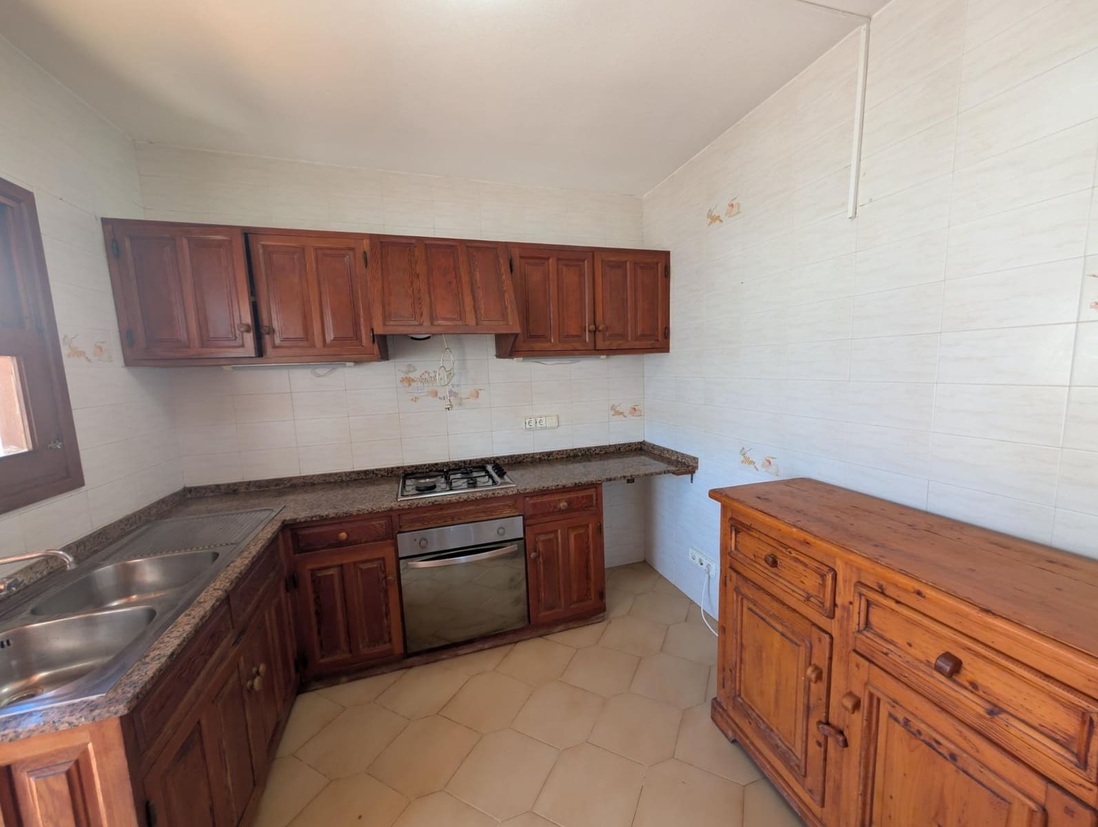 3 slaapkamer Penthouse te huur in Santa Eulalia / Santa Eularia - € 1.800 (Ref: 10184994)