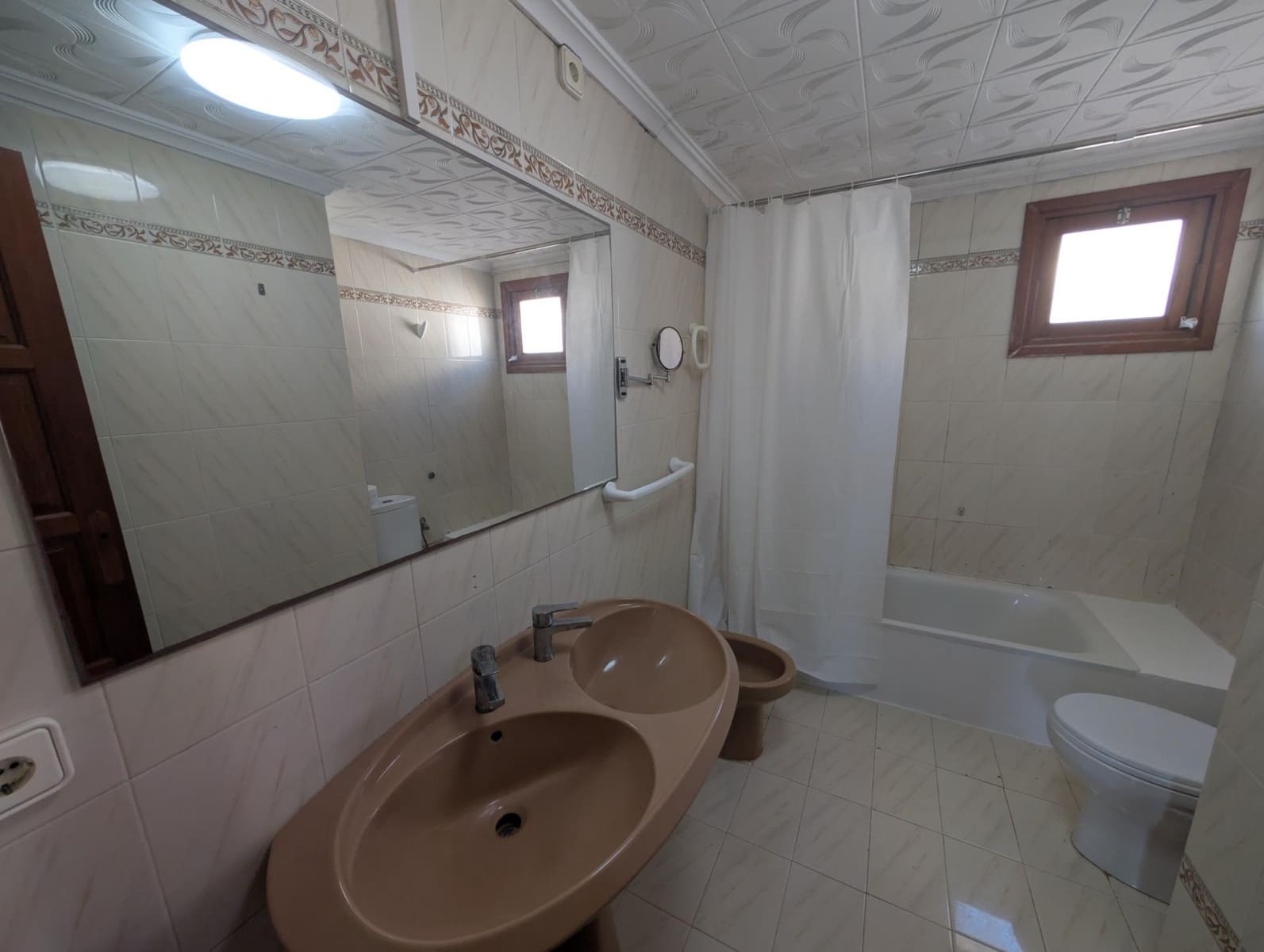 3 slaapkamer Penthouse te huur in Santa Eulalia / Santa Eularia - € 1.800 (Ref: 10184994)