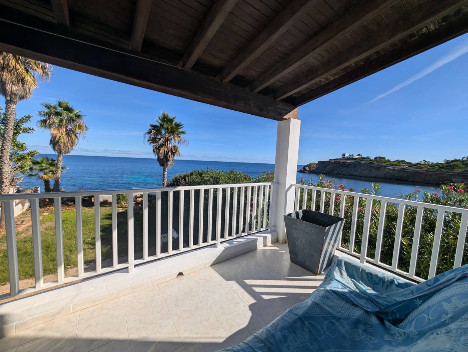 3 slaapkamer Penthouse te huur in Santa Eulalia / Santa Eularia - € 1.800 (Ref: 10184994)