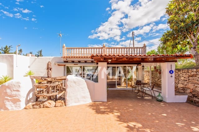 6 soverom Villa til salgs i Sant Llorenç de Balafia, Sant Joan de Labritja med svømmebasseng garasje - € 2 300 000 (Ref: 9170445)