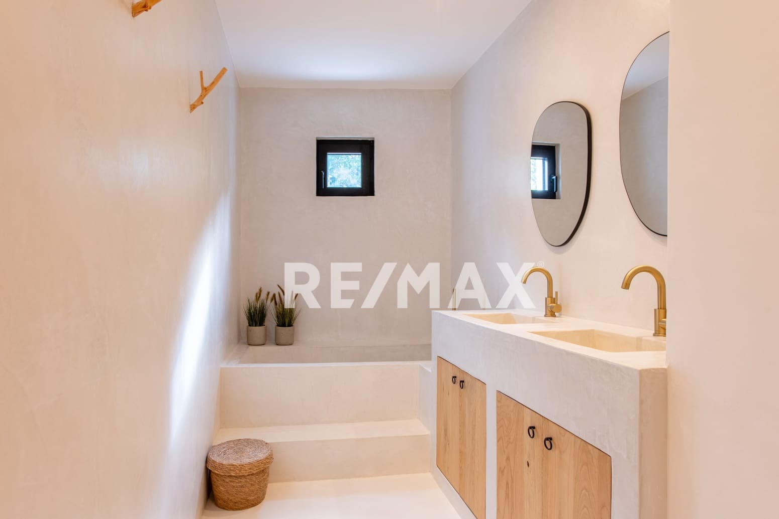 4 bedroom Villa for sale in Santa Eulalia / Santa Eularia - € 2,495,000 (Ref: 9170446)