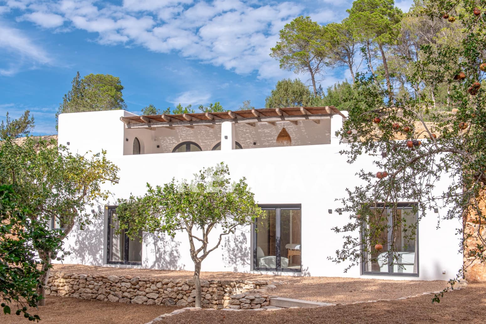 4 bedroom Villa for sale in Santa Eulalia / Santa Eularia - € 2,495,000 (Ref: 9170446)