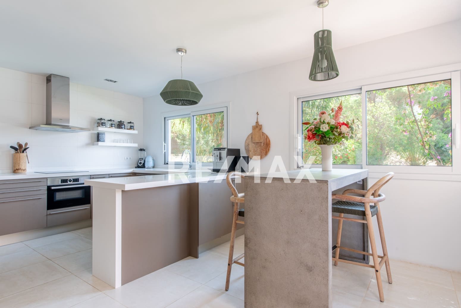 5 soveværelse Villa til salg i Can Furnet med swimmingpool garage - € 3.650.000 (Ref: 9170448)