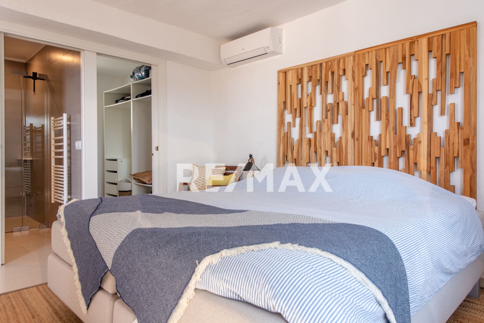 5 soveværelse Villa til salg i Can Furnet med swimmingpool garage - € 3.650.000 (Ref: 9170448)