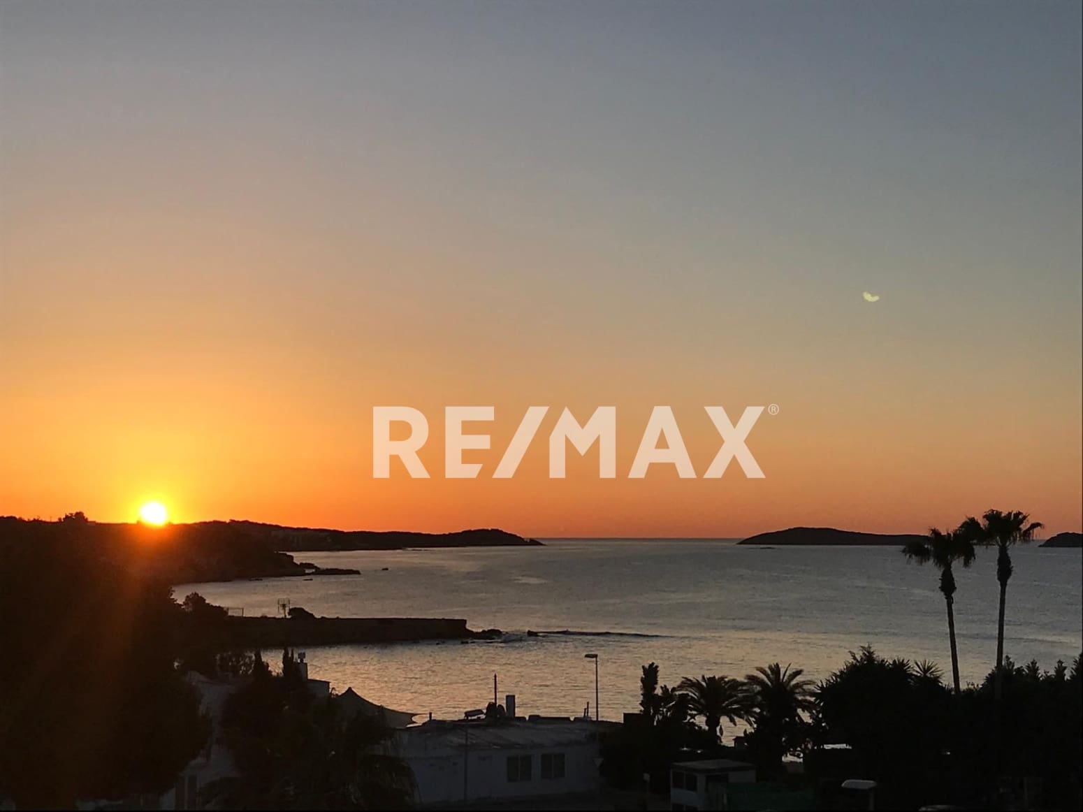 2 bedroom Flat for sale in Santa Eulalia / Santa Eularia with pool garage - € 795,000 (Ref: 9170449)