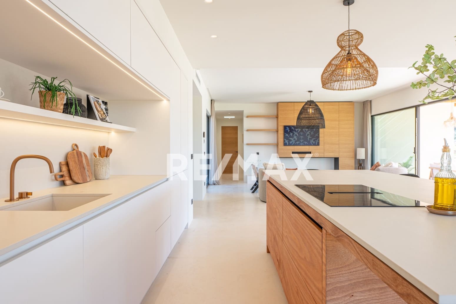 3 soveværelse Villa til salg i Sant Rafael de Sa Creu med swimmingpool - € 3.295.000 (Ref: 9170452)