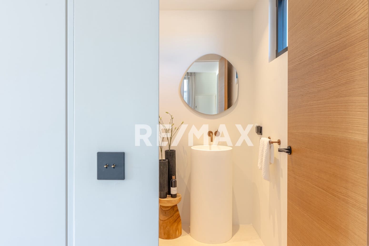 3 soveværelse Villa til salg i Sant Rafael de Sa Creu med swimmingpool - € 3.295.000 (Ref: 9170452)