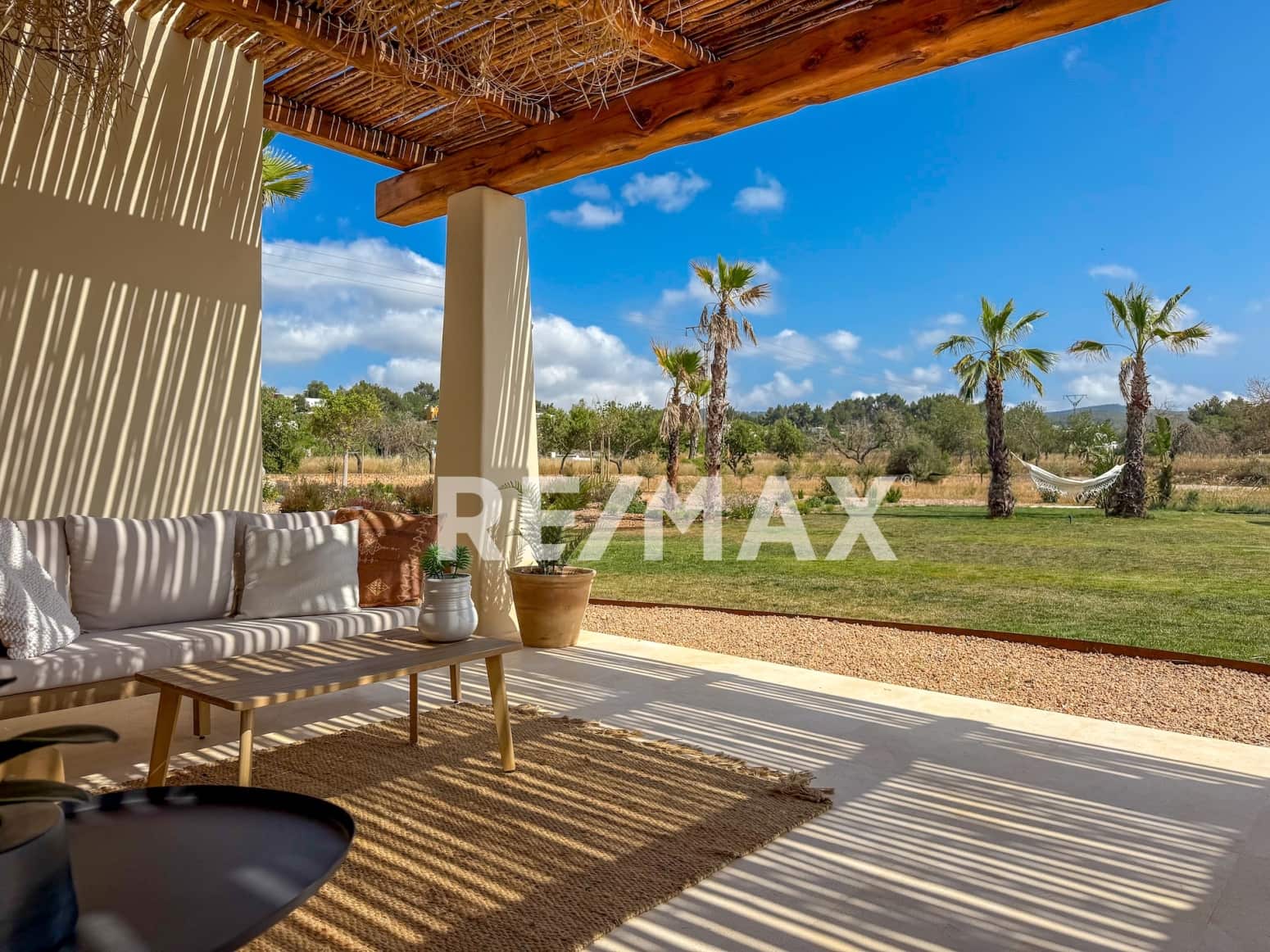 3 soveværelse Villa til salg i Sant Rafael de Sa Creu med swimmingpool - € 3.295.000 (Ref: 9170452)