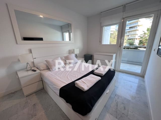 2 soveværelse Lejlighed til salg i Ibiza by med swimmingpool garage - € 1.500.000 (Ref: 9170459)