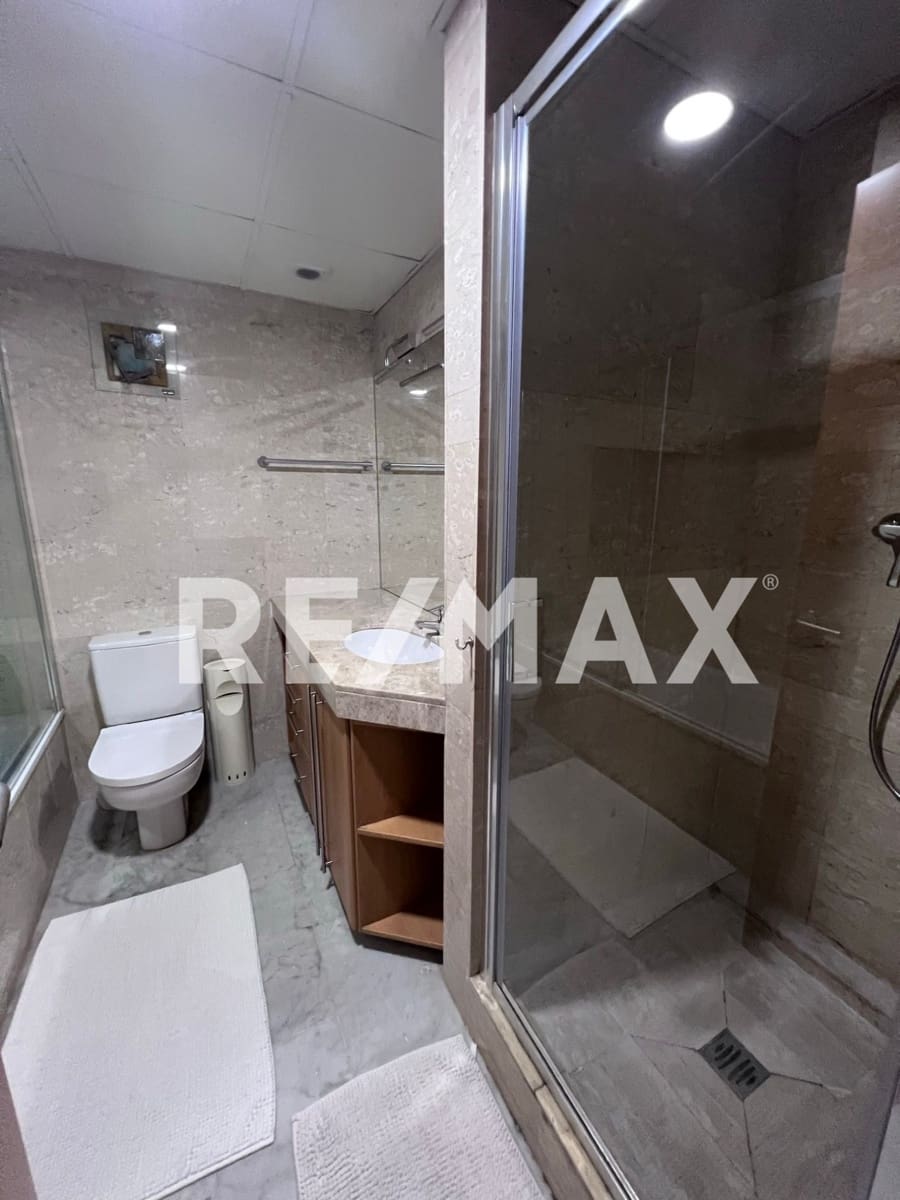 2 soveværelse Lejlighed til salg i Ibiza by med swimmingpool garage - € 1.500.000 (Ref: 9170459)