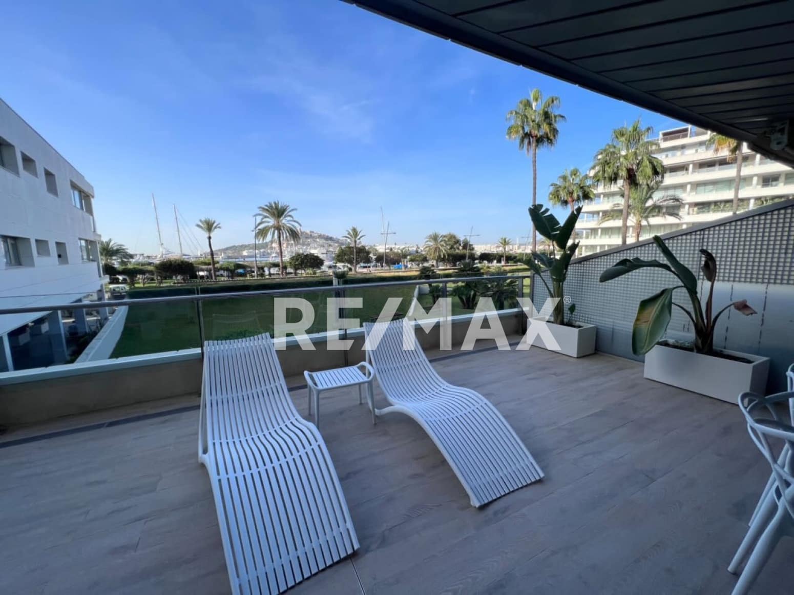 2 soveværelse Lejlighed til salg i Ibiza by med swimmingpool garage - € 1.500.000 (Ref: 9170459)