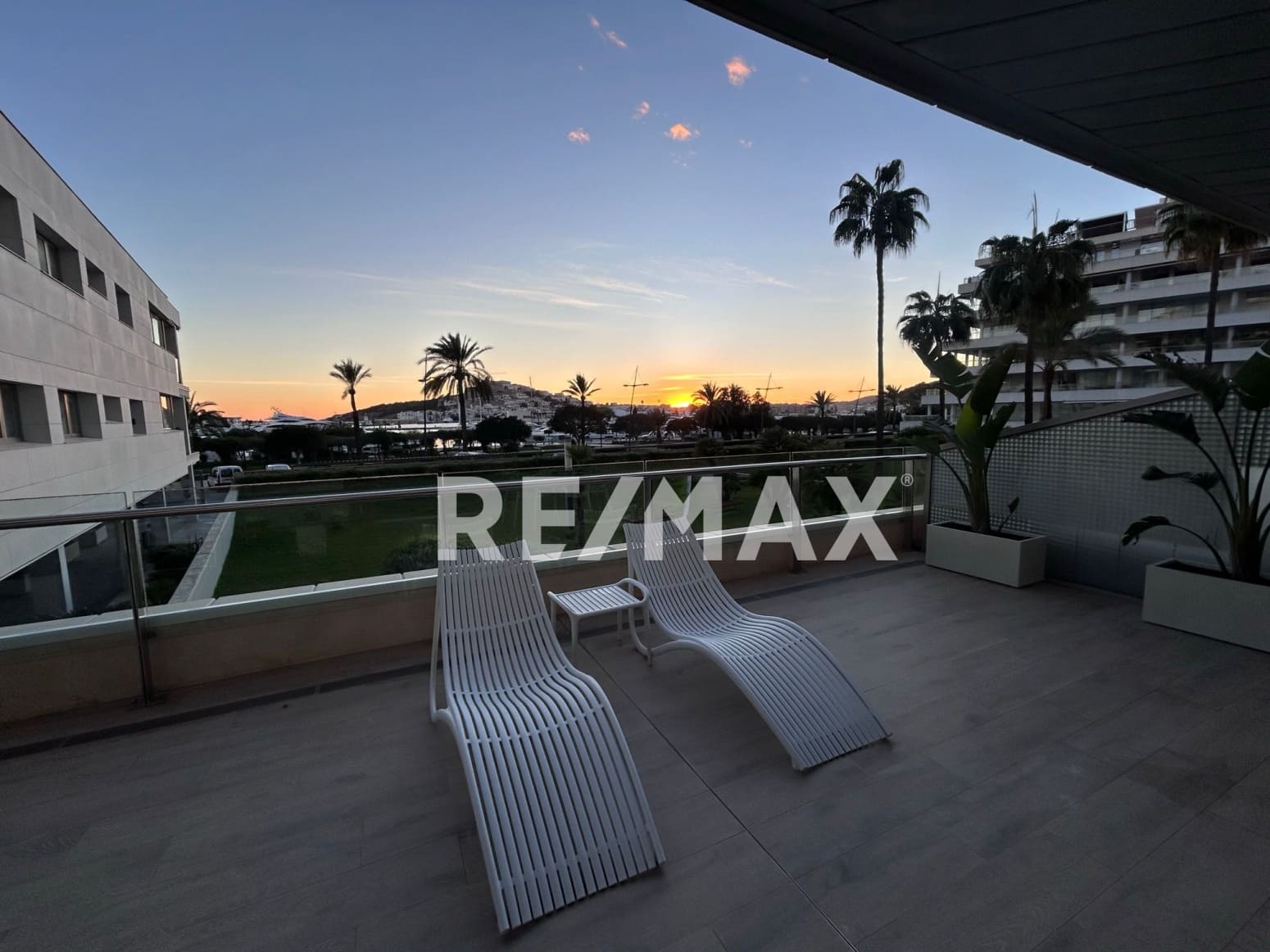 2 soveværelse Lejlighed til salg i Ibiza by med swimmingpool garage - € 1.500.000 (Ref: 9170459)