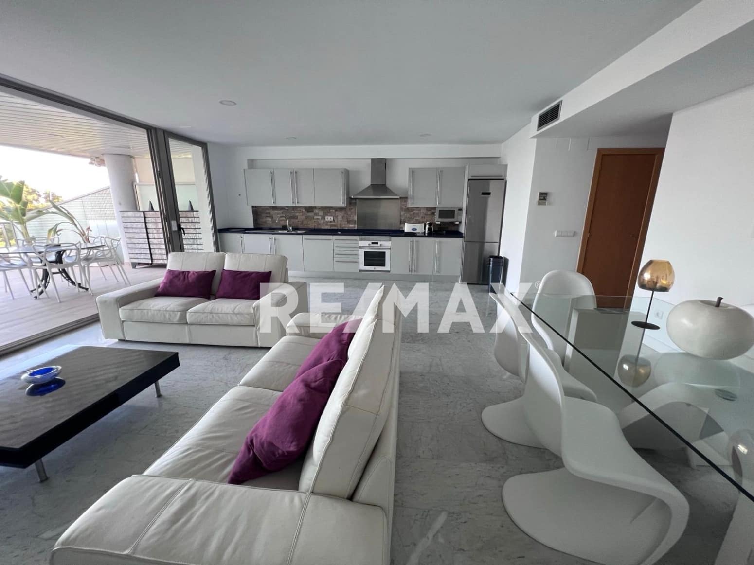 2 soveværelse Lejlighed til salg i Ibiza by med swimmingpool garage - € 1.500.000 (Ref: 9170459)