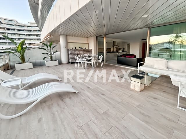 Piso de 2 habitaciones en Ibiza / Eivissa ciudad en venta con piscina garaje - 1.500.000 € (Ref: 9170459)