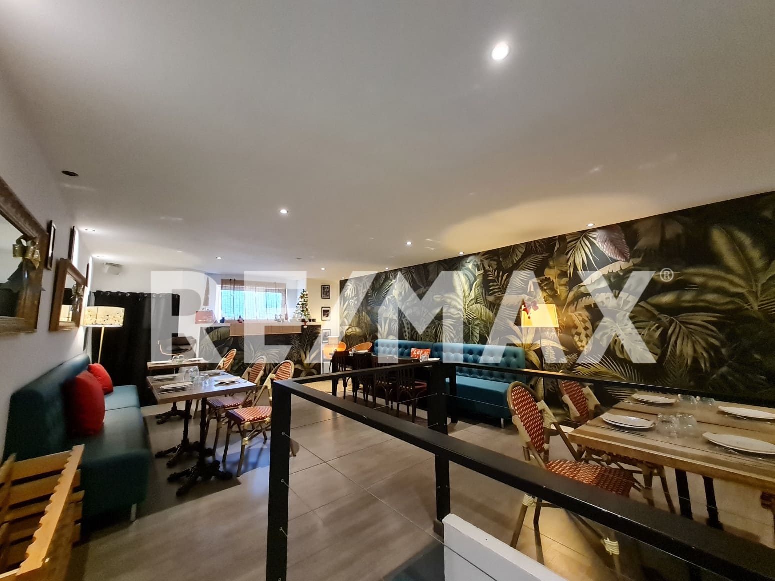 Komercyjne do wynajęcia w Santa Eulalia / Santa Eularia - 2 500 € (Ref: 9170462)