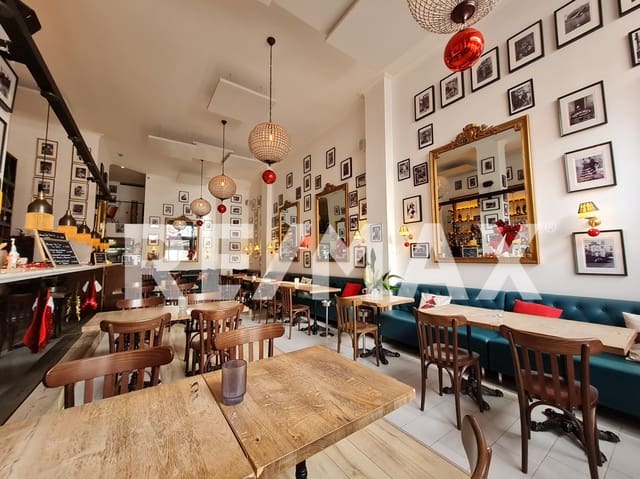 Erhverv til leje i Santa Eulalia / Santa Eularia - € 2.500 (Ref: 9170462)