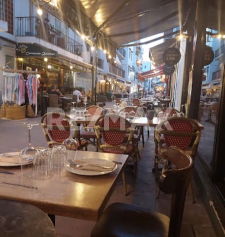 Commercieel te huur in Santa Eulalia / Santa Eularia - € 2.500 (Ref: 9170462)