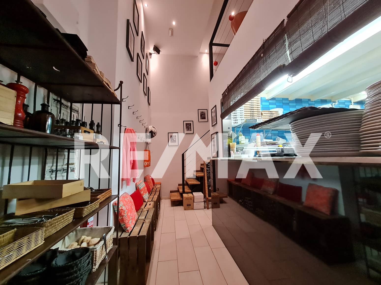 Komercyjne do wynajęcia w Santa Eulalia / Santa Eularia - 2 500 € (Ref: 9170462)