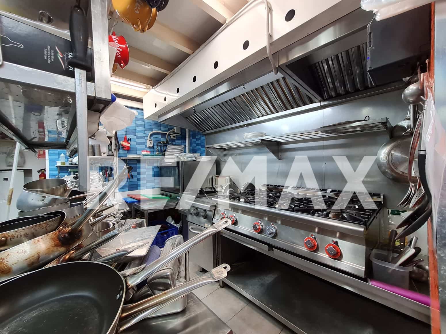 Komercyjne do wynajęcia w Santa Eulalia / Santa Eularia - 2 500 € (Ref: 9170462)