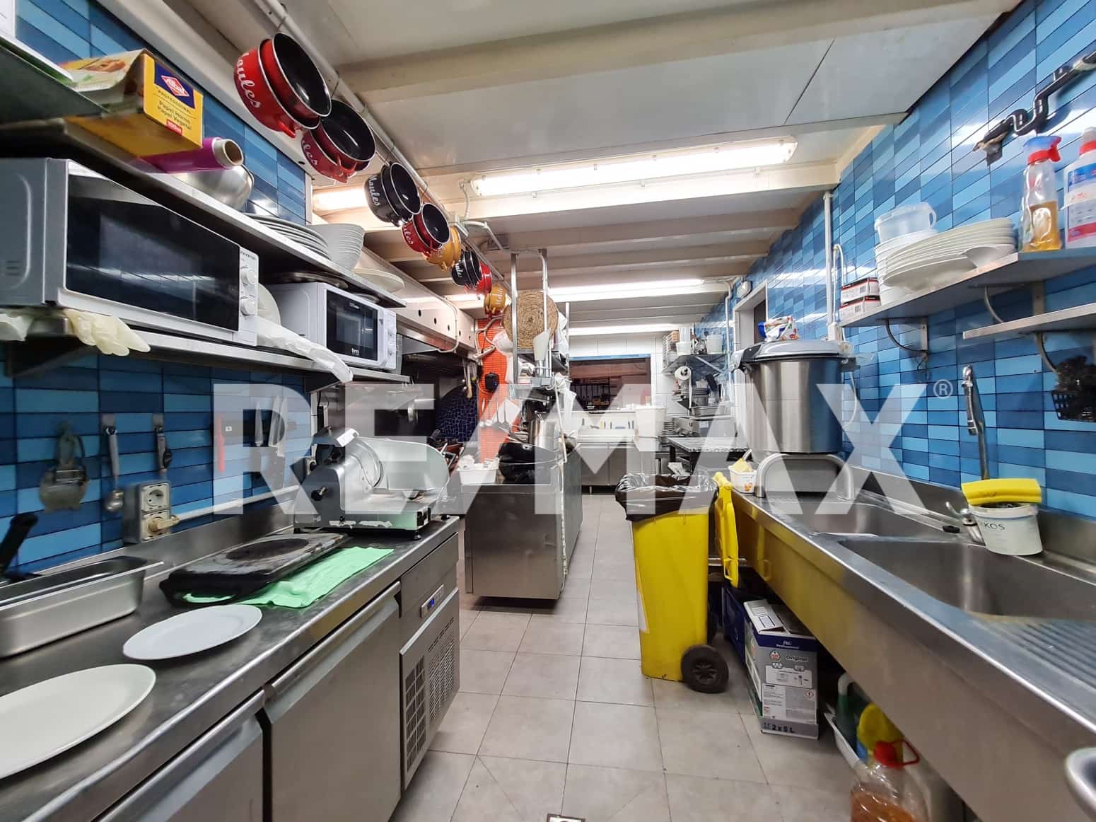 Komercyjne do wynajęcia w Santa Eulalia / Santa Eularia - 2 500 € (Ref: 9170462)