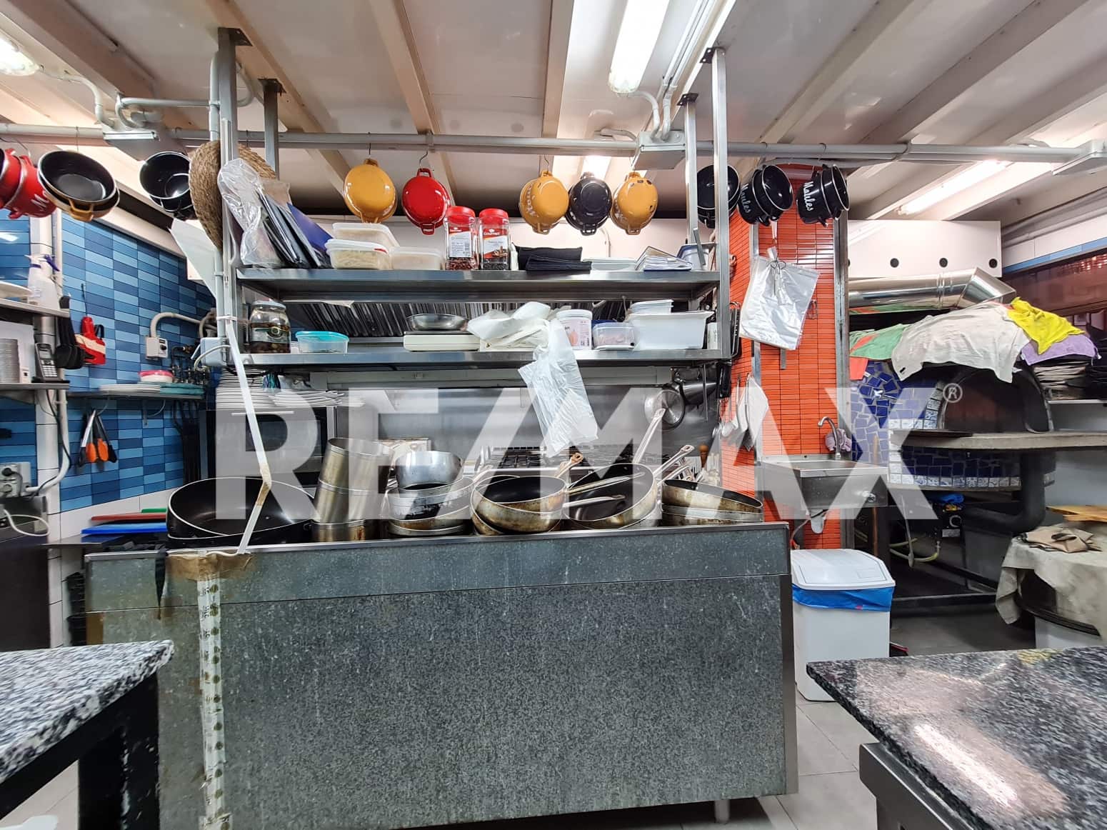 Komercyjne do wynajęcia w Santa Eulalia / Santa Eularia - 2 500 € (Ref: 9170462)