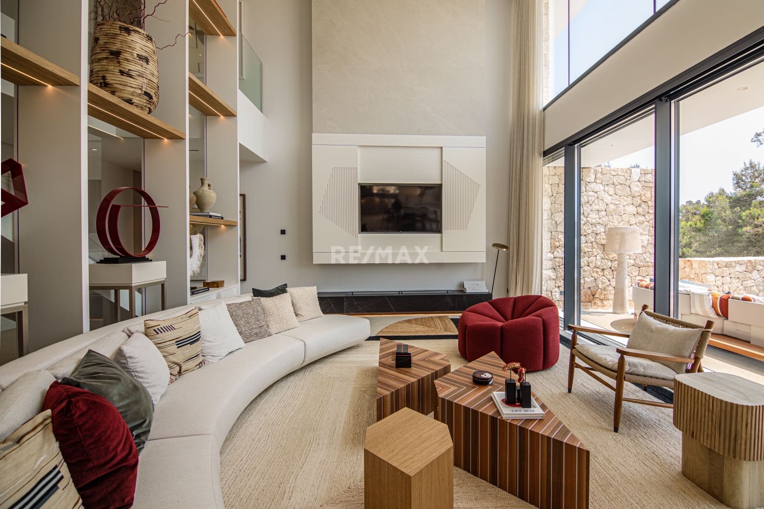 4 sypialnia Willa na sprzedaż w Roca Llisa z basenem garażem - 4 600 000 € (Ref: 9170464)