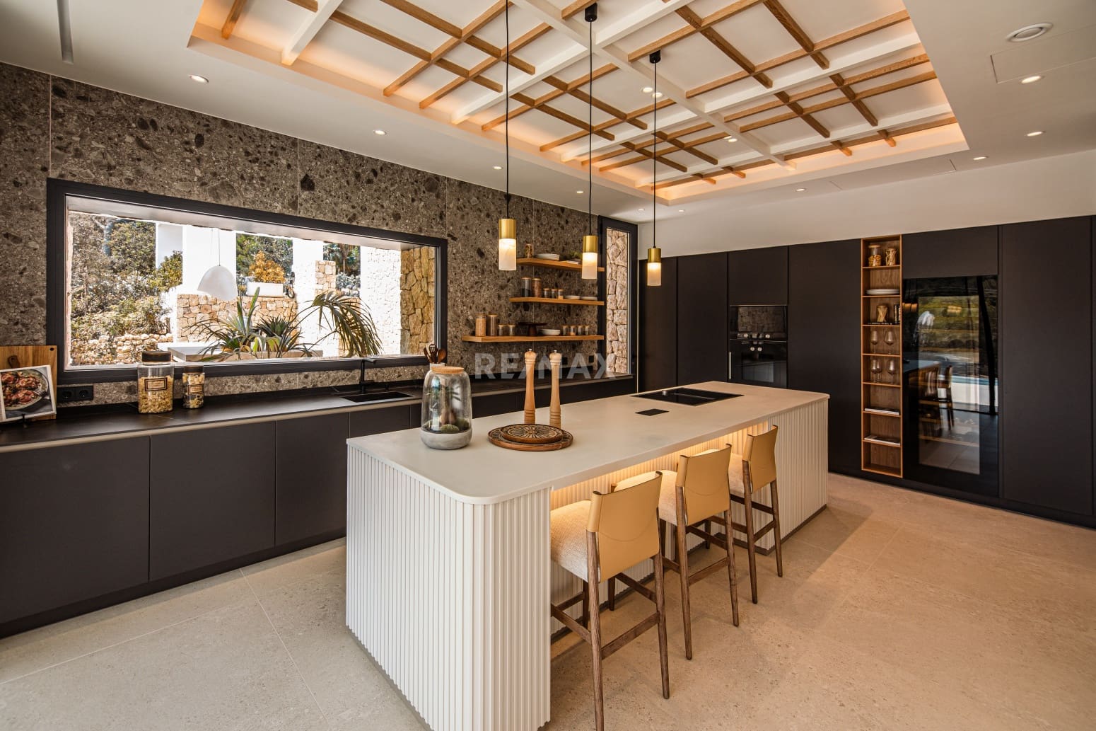 4 sypialnia Willa na sprzedaż w Roca Llisa z basenem garażem - 4 600 000 € (Ref: 9170464)