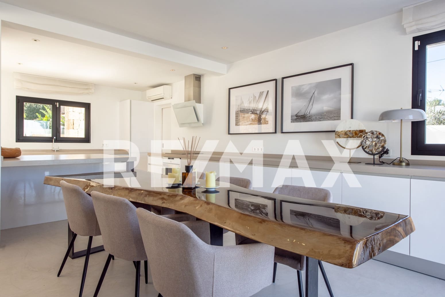 8 slaapkamer Villa te koop in San Jose / Sant Josep de Sa Talaia met zwembad - € 2.698.000 (Ref: 9170465)