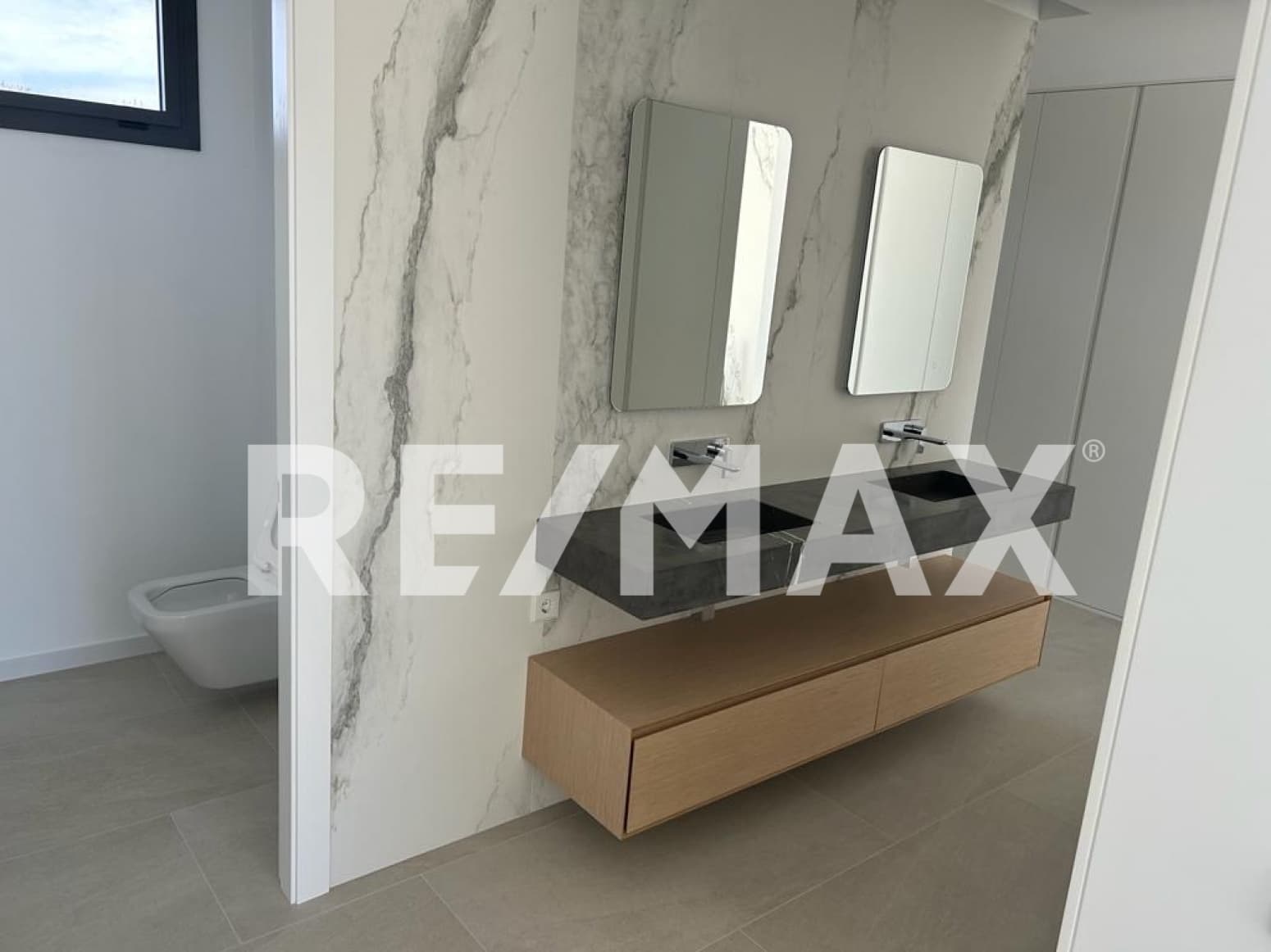 5 soverom Villa til salgs i Roca Llisa med svømmebasseng garasje - € 3 500 000 (Ref: 9170466)