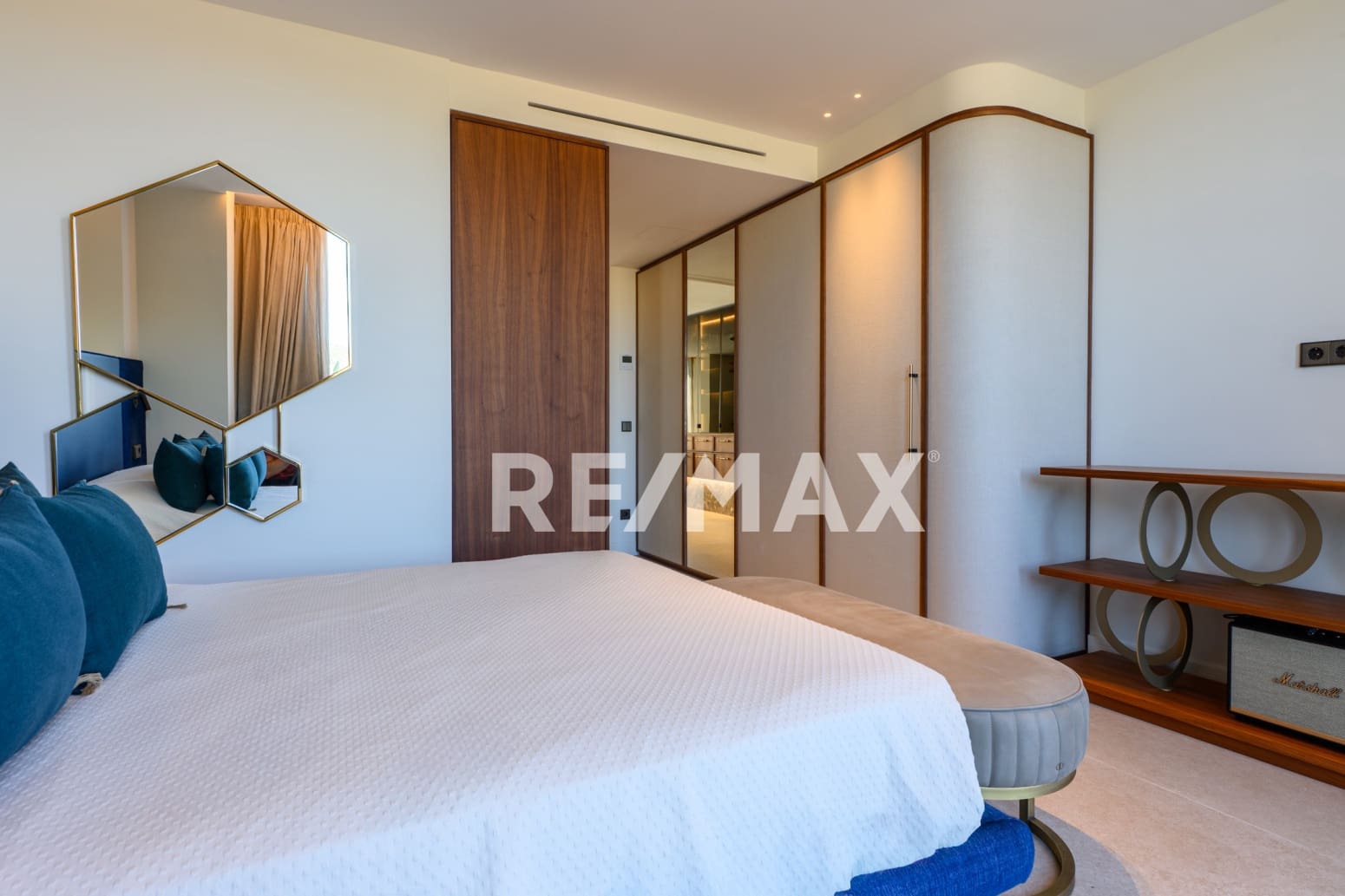 3 bedroom Flat for sale in Ibiza / Eivissa town with garage - € 2,950,000 (Ref: 9211090)