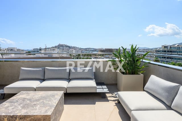 3 bedroom Flat for sale in Ibiza / Eivissa town with garage - € 2,950,000 (Ref: 9211090)
