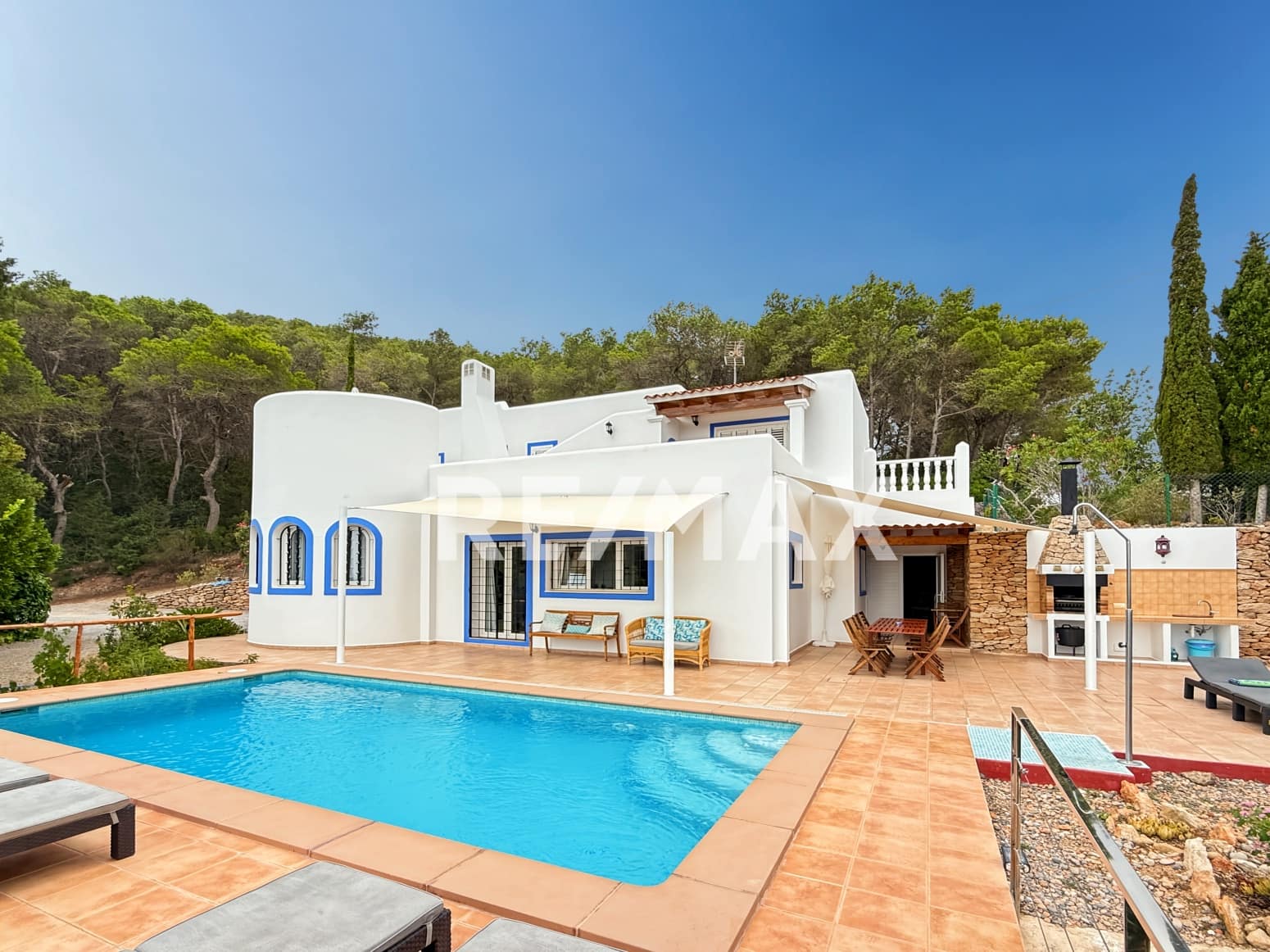 4 sypialnia Willa do wynajęcia w Santa Eulalia / Santa Eularia z basenem garażem - 6 600 € (Ref: 9227481)