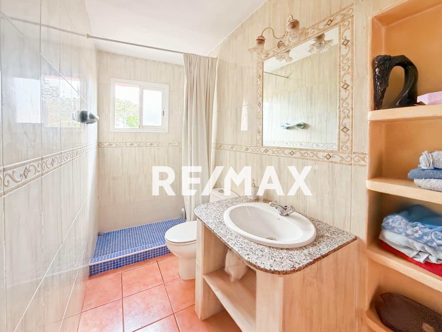 3 slaapkamer Villa te koop in Santa Gertrudis de Fruitera met garage - € 1.490.000 (Ref: 9275207)