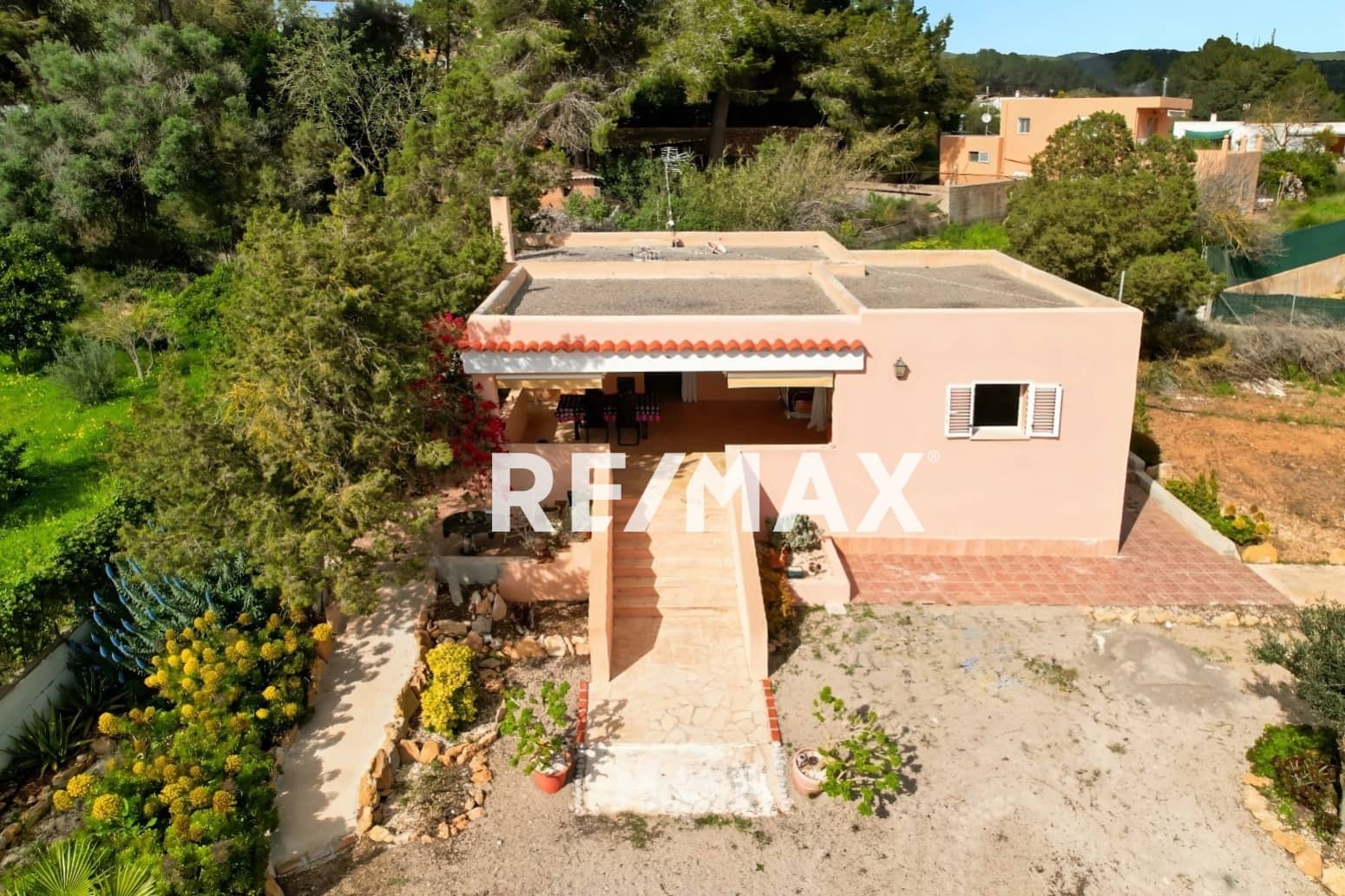 3 slaapkamer Villa te koop in Santa Gertrudis de Fruitera met garage - € 1.490.000 (Ref: 9275207)