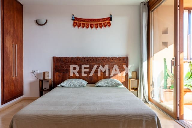 2 soveværelse Lejlighed til salg i San Jose / Sant Josep de Sa Talaia - € 435.000 (Ref: 9301989)