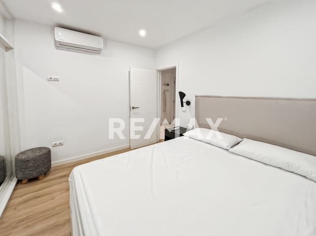 2 bedroom Flat for rent in Es Caná, Santa Eulalia / Santa Eularia - € 2,000 (Ref: 9368946)