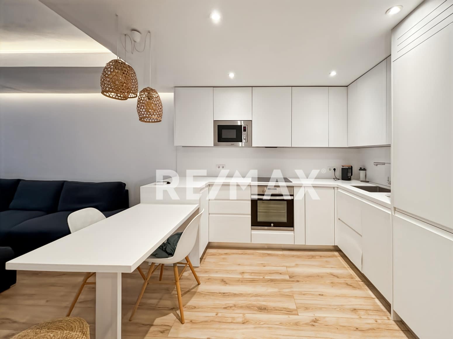 2 bedroom Flat for rent in Es Cana - € 2,000 (Ref: 9368946)